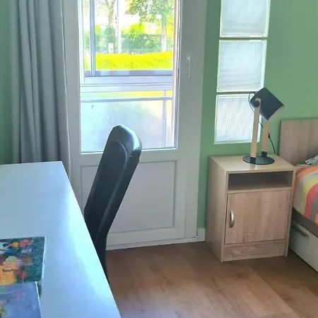 Pom'verte-pres Du Centre-ville Et Du -parking Gratuit Apartment *